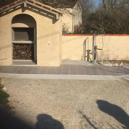 Superbe Gite A La Campagne Dans Le Bordelais Saint-Vivien-de-Blaye Buitenkant foto